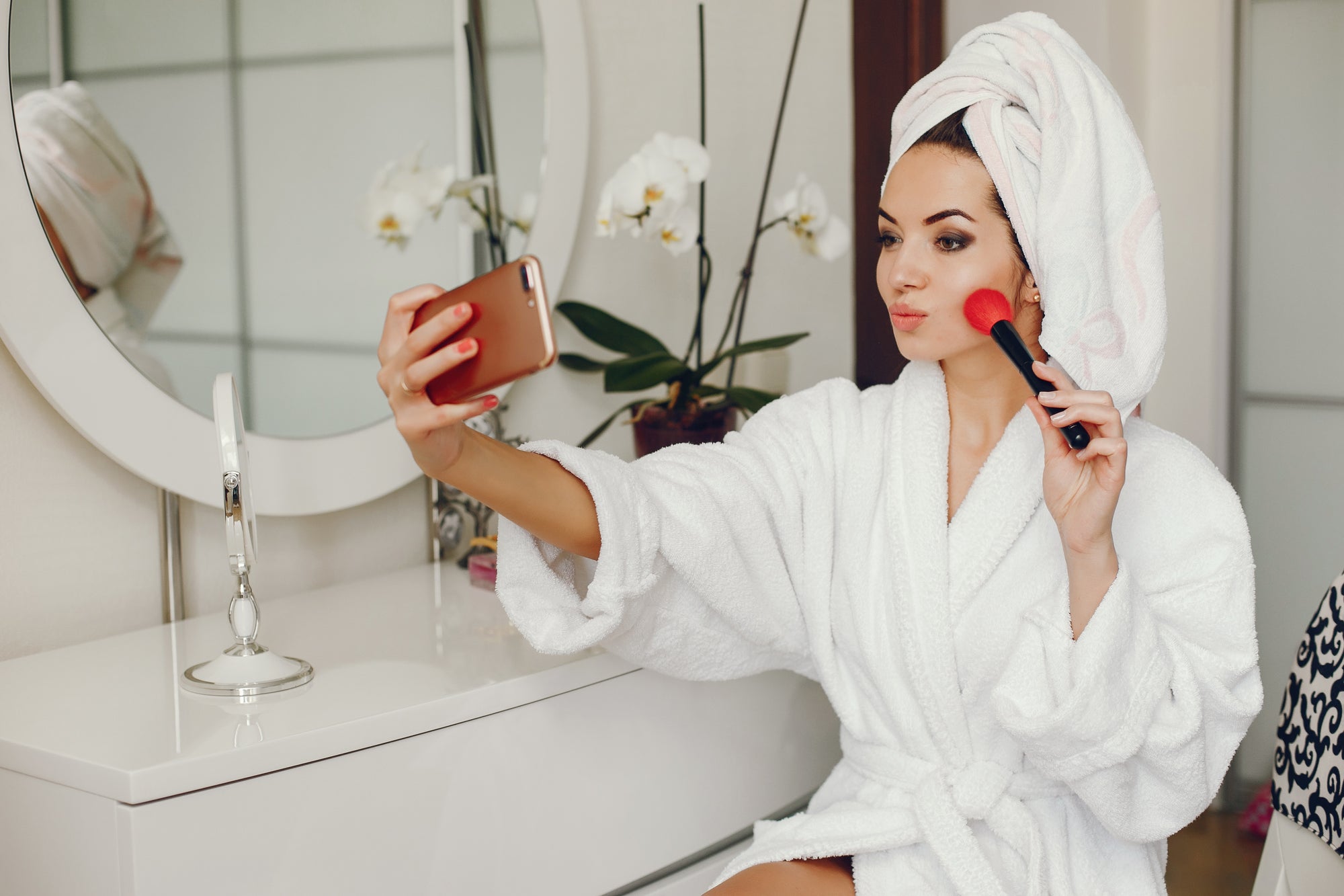Elevate Your Relaxation: The Indulgence of a Luxurious Bathrobe