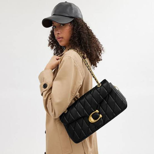 Luxury Quilted Black Shoulder Bag with Gold Chain