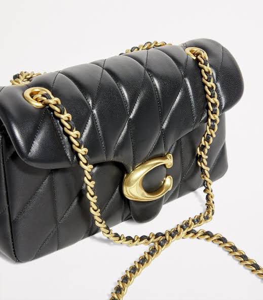 Luxury Quilted Black Shoulder Bag with Gold Chain